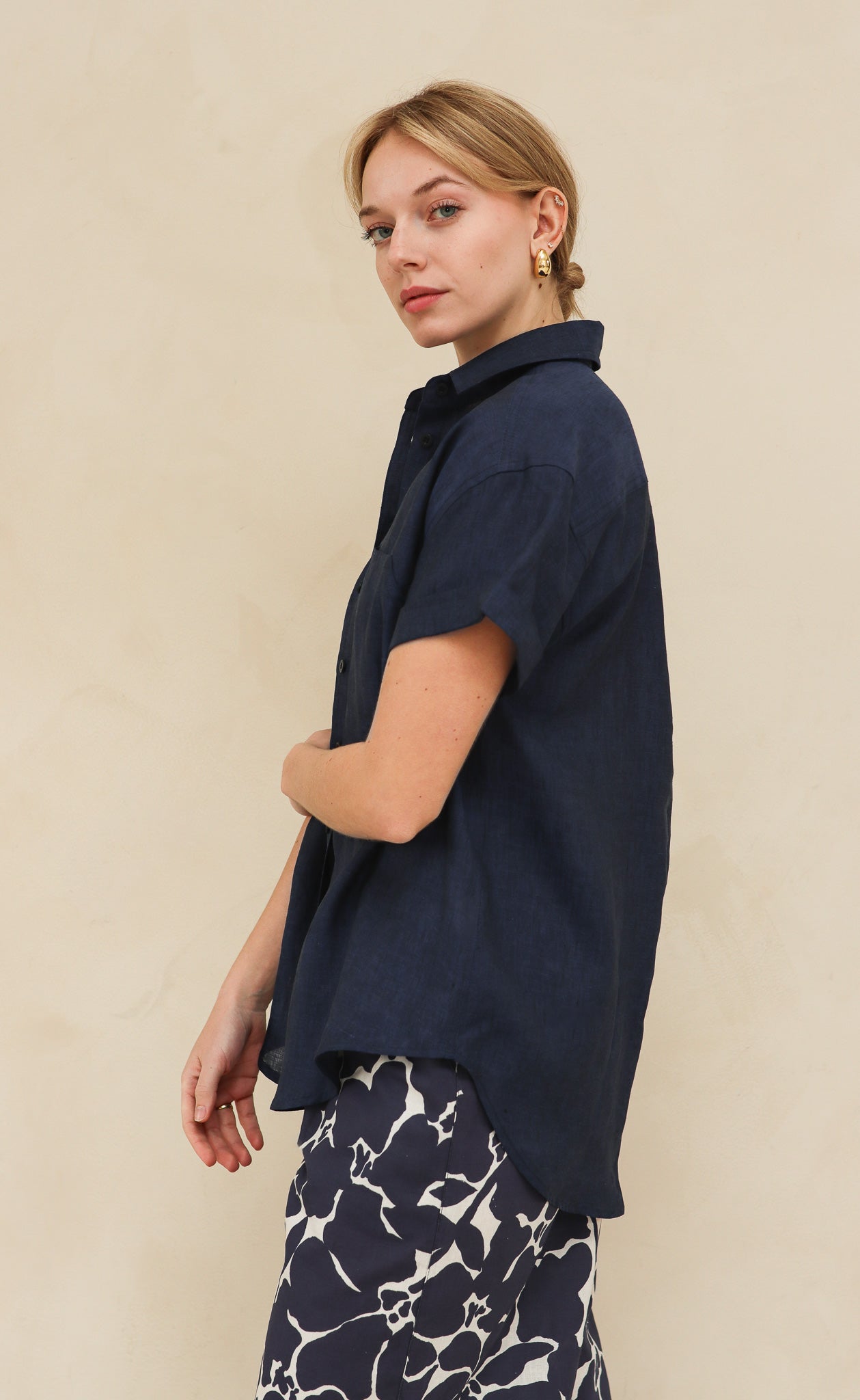 The Friend - Wayward Fit - Deep Navy 100% Linen