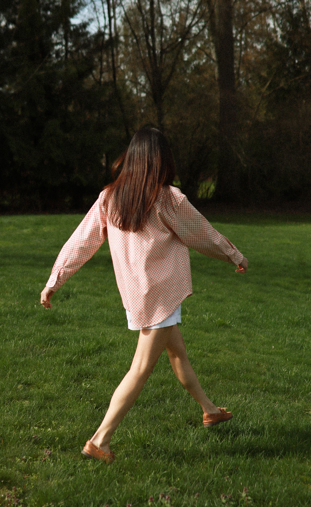 The Tidewalker - Wayward Fit Tunic - White + Campari Red Jacquard