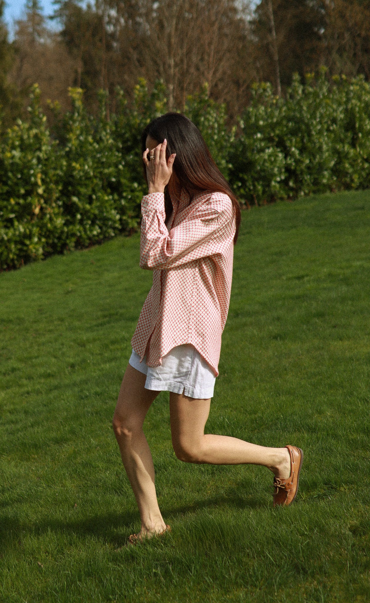 The Tidewalker - Wayward Fit Tunic - White + Campari Red Jacquard