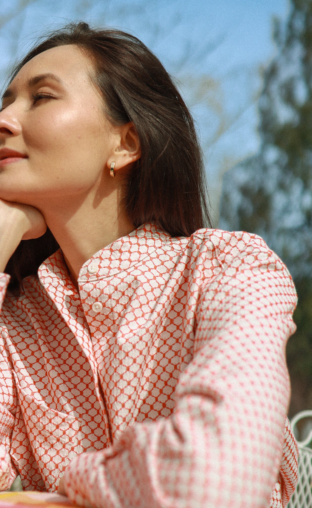 The Tidewalker - Wayward Fit Tunic - White + Campari Red Jacquard