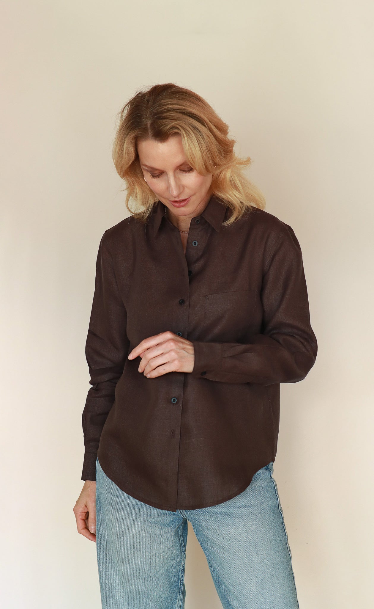 The Friend - Proper Fit - Espresso 100% Linen
