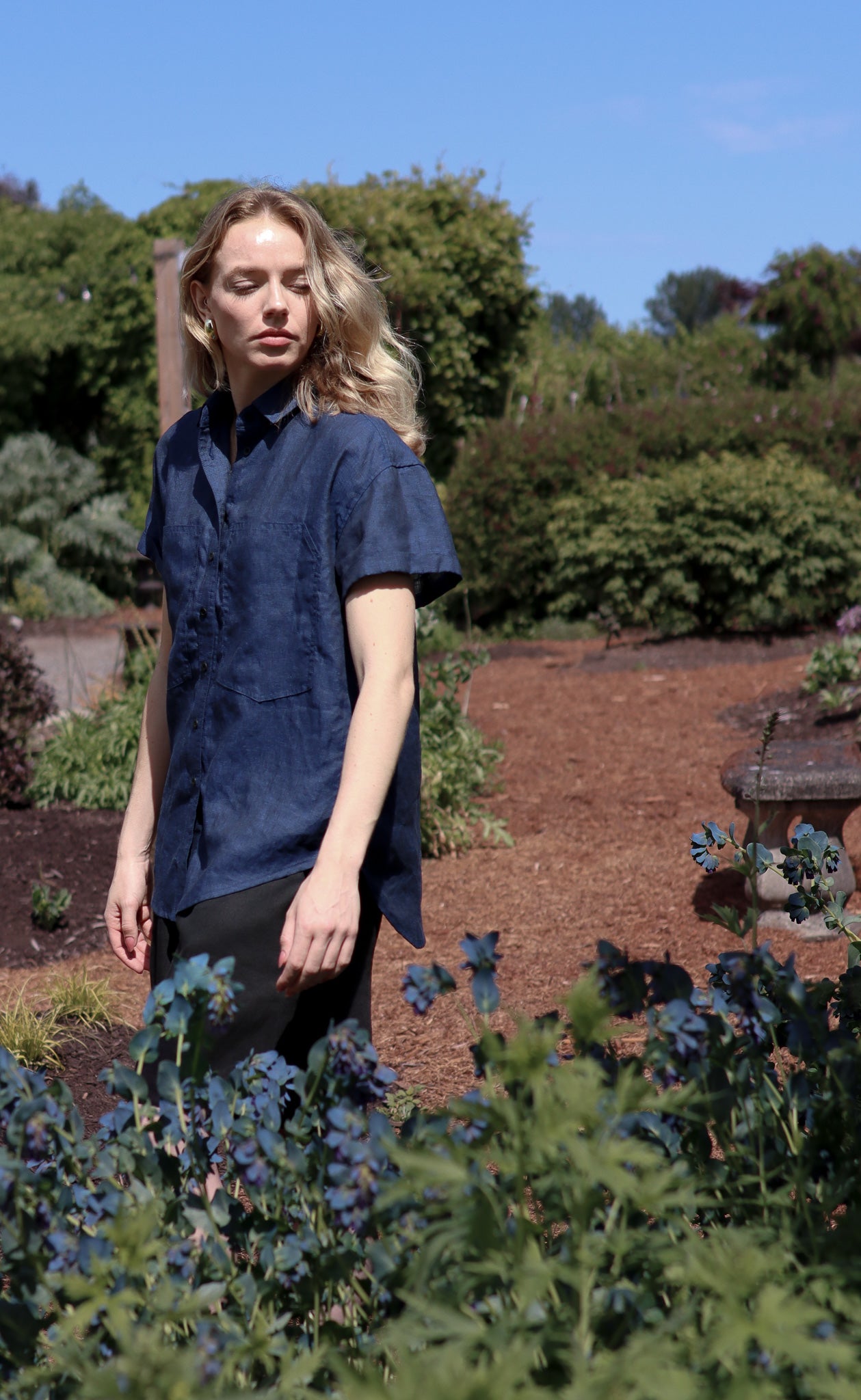 The Friend - Wayward Fit - Deep Navy 100% Linen