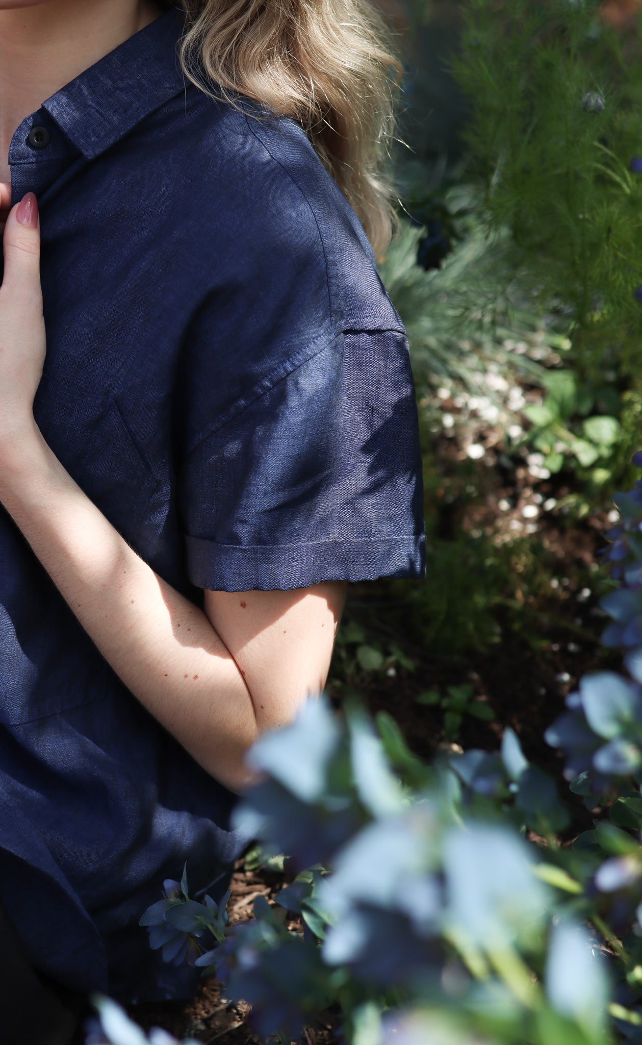 The Friend - Wayward Fit - Deep Navy 100% Linen