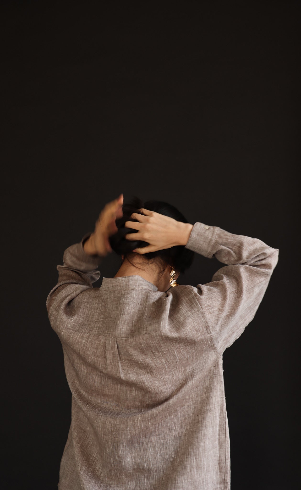 The Friend - Wayward Fit Tunic - Oak Brown 100% Linen