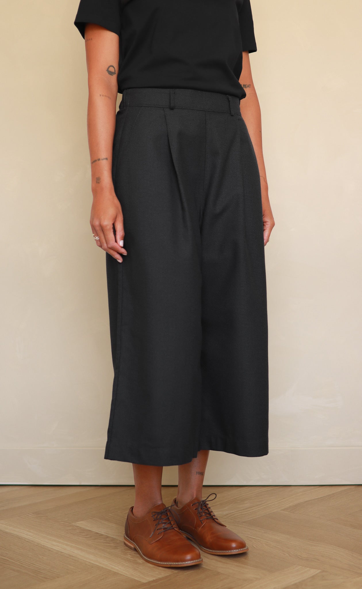 The Minimalist - Cropped Loose Pants - Charcoal Crepe