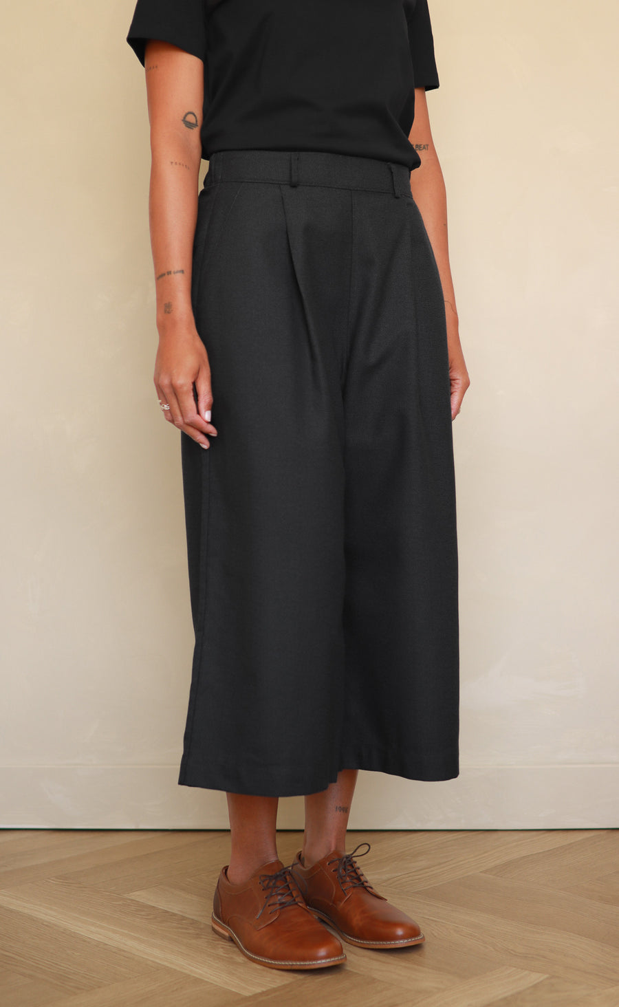 The Minimalist - Cropped Loose Pants - Charcoal Crepe