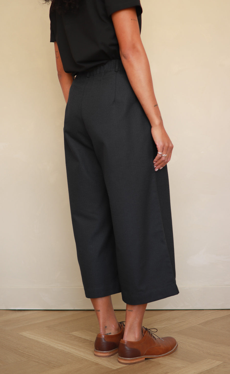 The Minimalist - Cropped Loose Pants - Charcoal Crepe