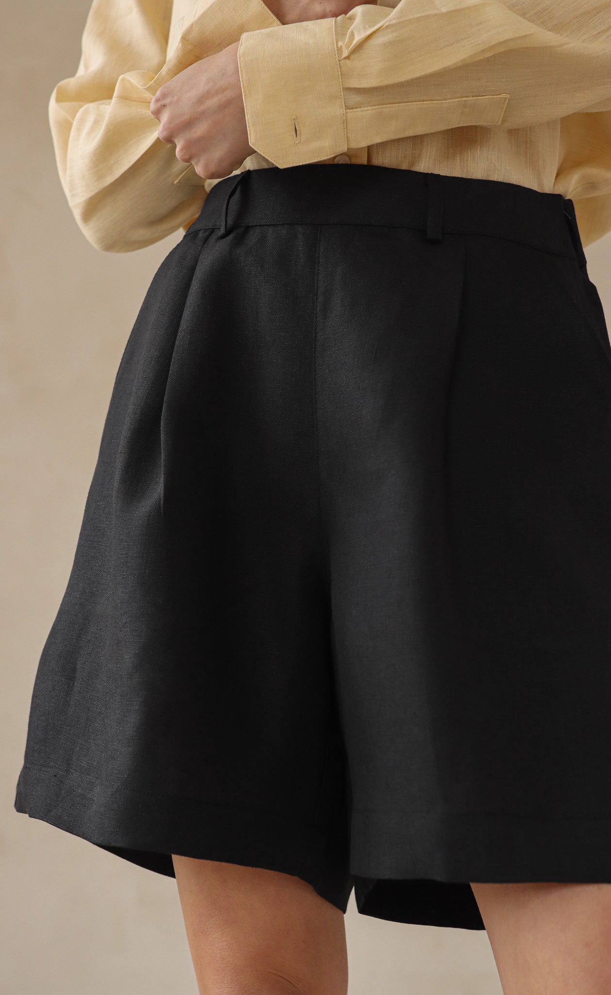 The Wanderer - High Waisted Shorts - Black Linen